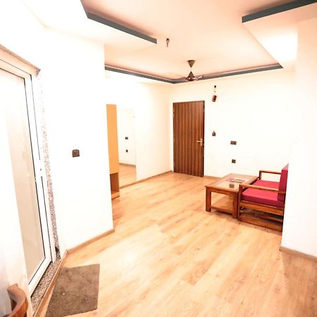 Hotel Noida Grand Sec 58 Εξωτερικό φωτογραφία