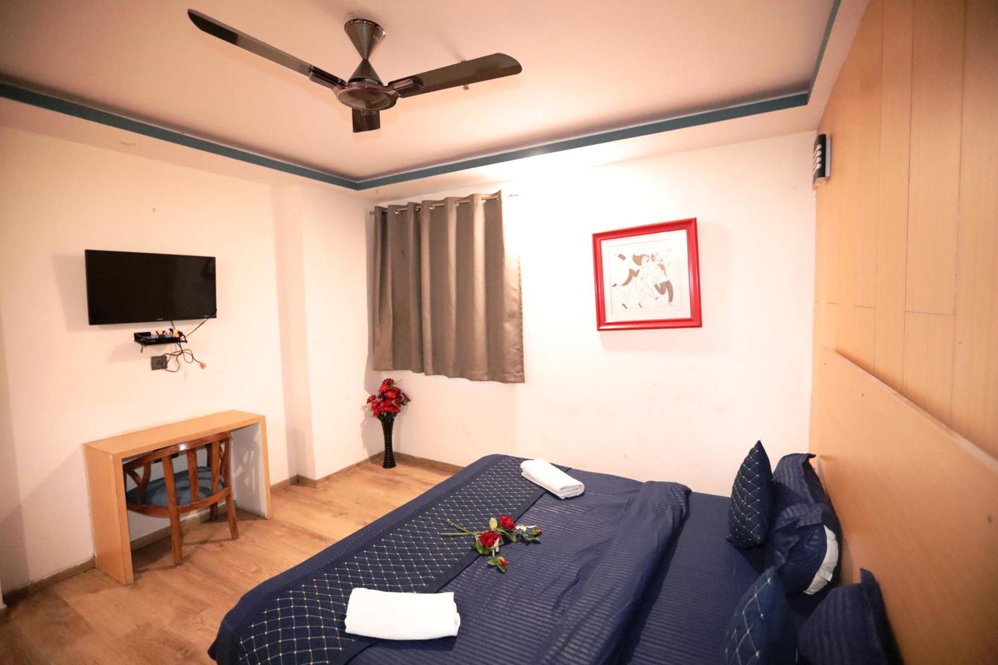 Hotel Noida Grand Sec 58 Εξωτερικό φωτογραφία