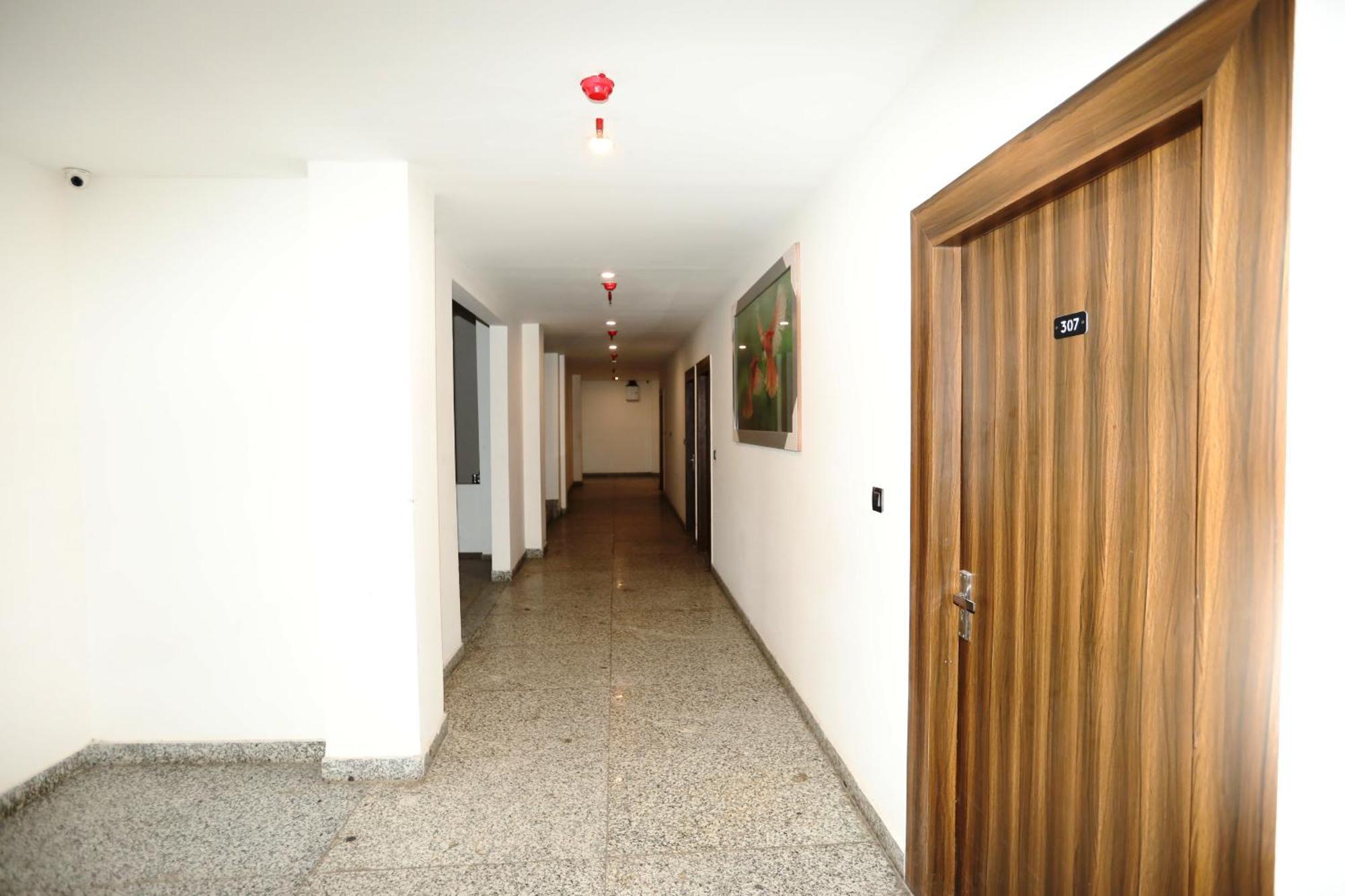 Hotel Noida Grand Sec 58 Εξωτερικό φωτογραφία