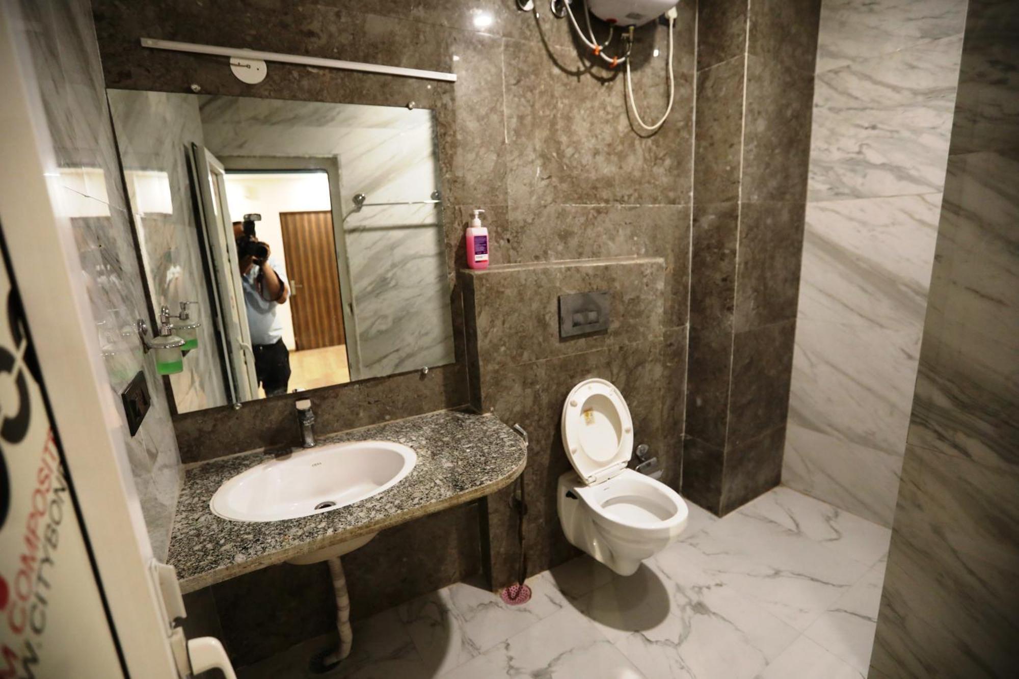 Hotel Noida Grand Sec 58 Εξωτερικό φωτογραφία