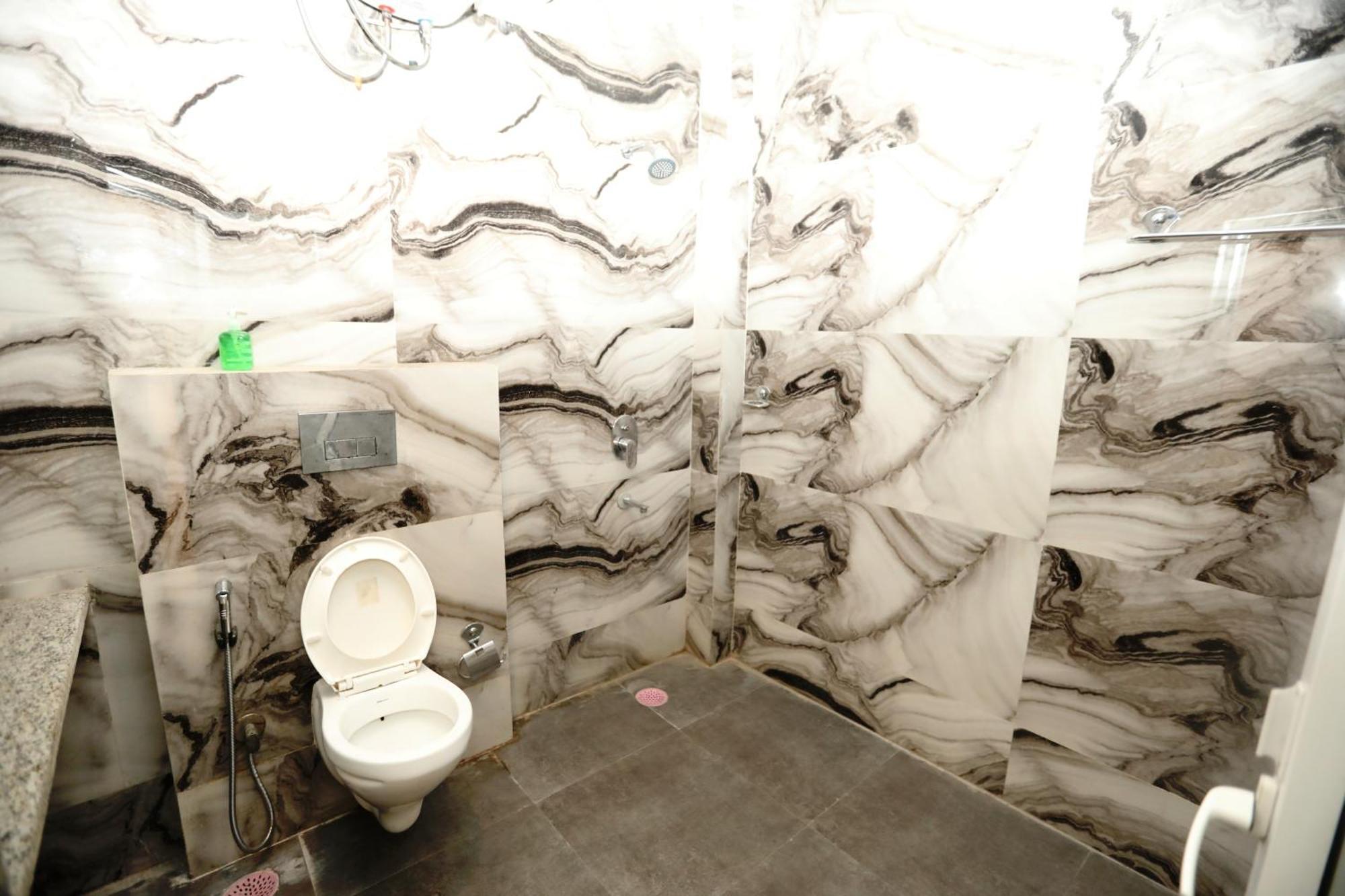 Hotel Noida Grand Sec 58 Εξωτερικό φωτογραφία